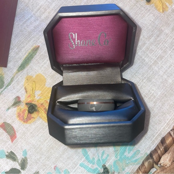 SHANE CO Wedding Band Damascus Steel Rose Gold New in Box with Receipt - Picture 12 of 16